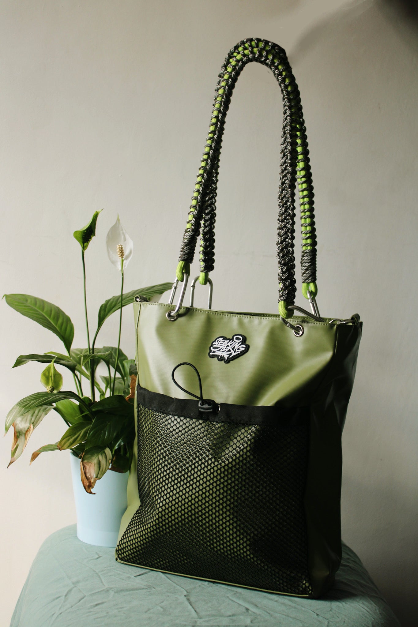 Waterproof tote Khaki